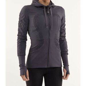 LULULEMON ATHLETICA Dance Studio (Reversible) Jacket in Coal Size 6
